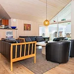 4 Star In Ebeltoft