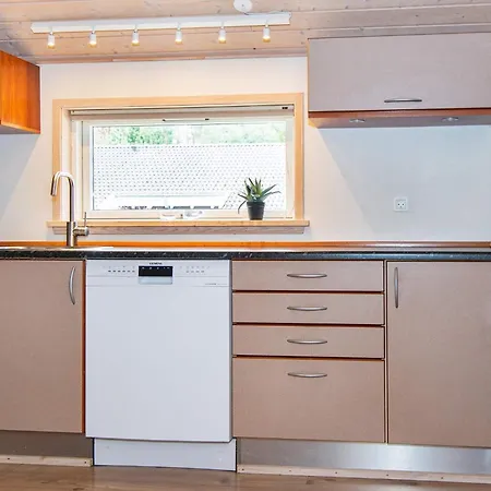4 Star In Ebeltoft