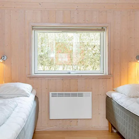4 Star In Ebeltoft